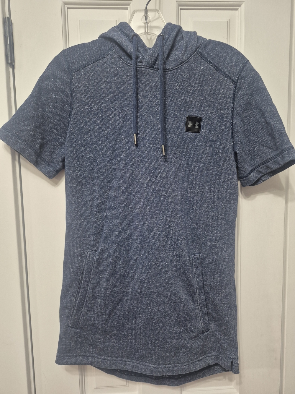 Under Armour Men’s Short-Sleeve Hooded Tee in Heather Navy Blue